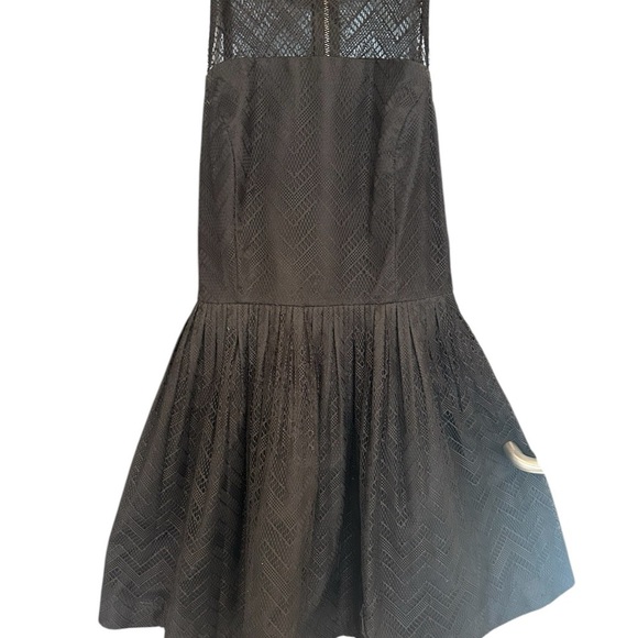 Armani Exchange balloon puff bottom lace top size 2 great used condition - Picture 2 of 14